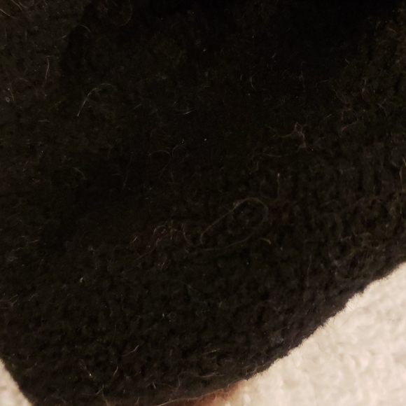 Wool toque - Picture 5 of 9